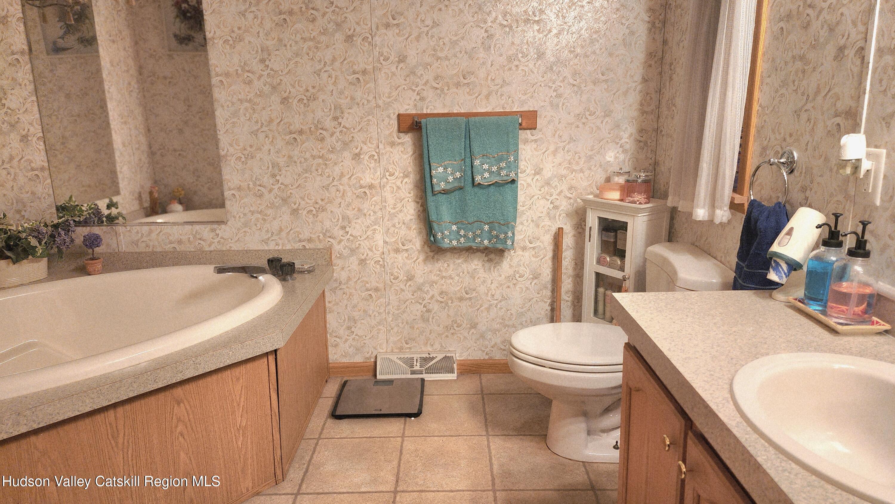 155 Scutt Road Greenville, NY 12083 - Photo 19 of 25 20251114_170201