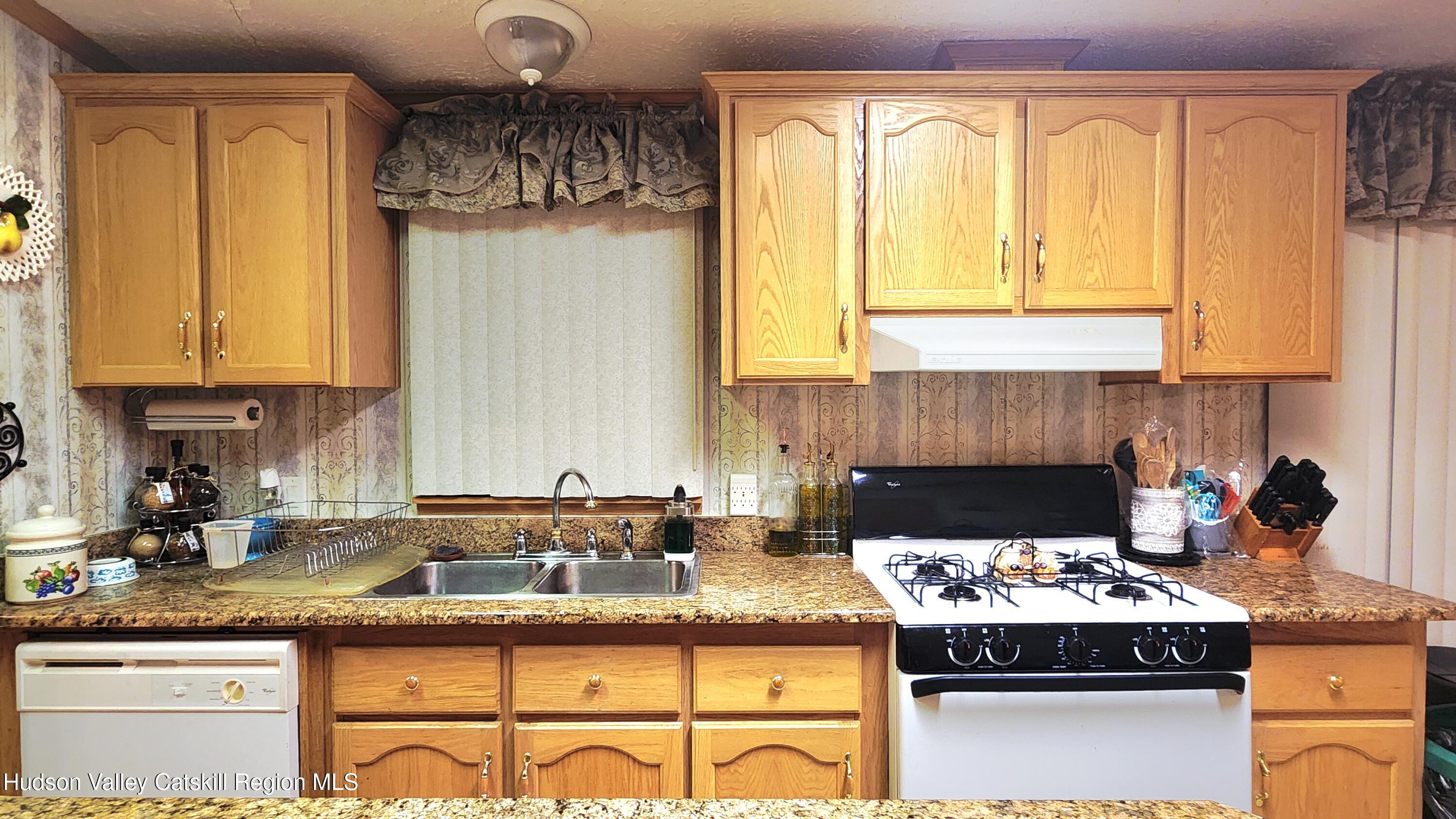 155 Scutt Road Greenville, NY 12083 - Photo 5 of 25 20251114_165013