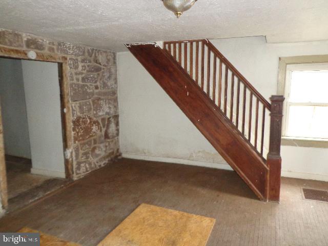 1606 Hopewell Road Elverson, PA 19520 - Photo 14 of 21 Gallery Image 14