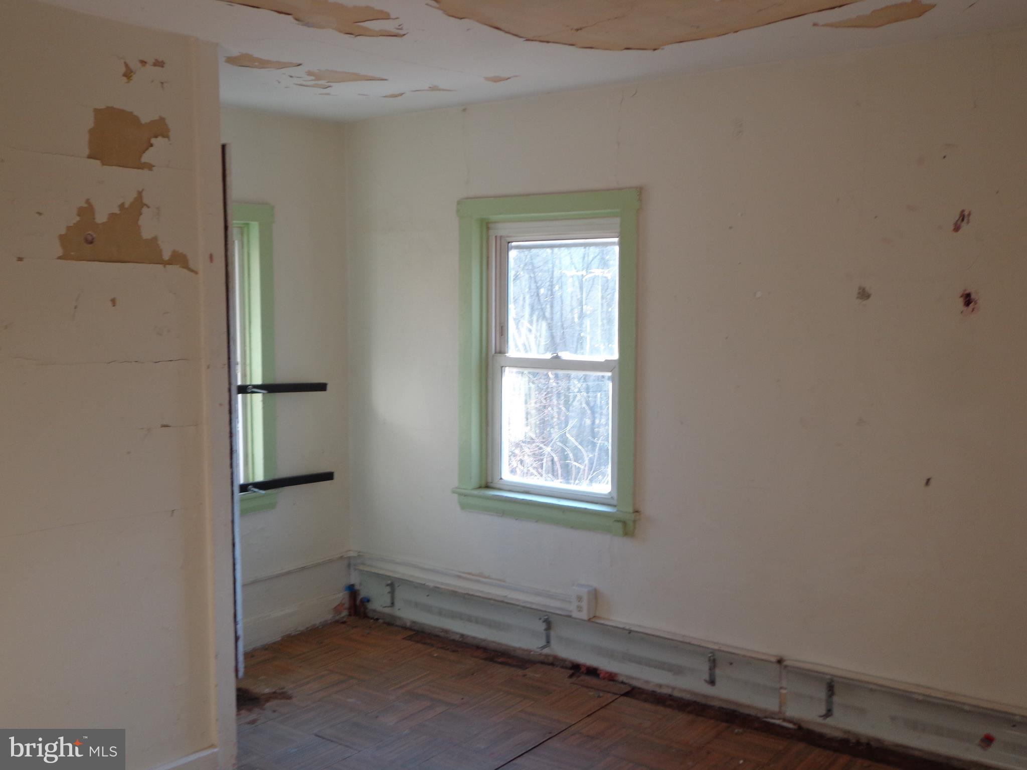 1606 Hopewell Road Elverson, PA 19520 - Photo 5 of 21 Gallery Image 5