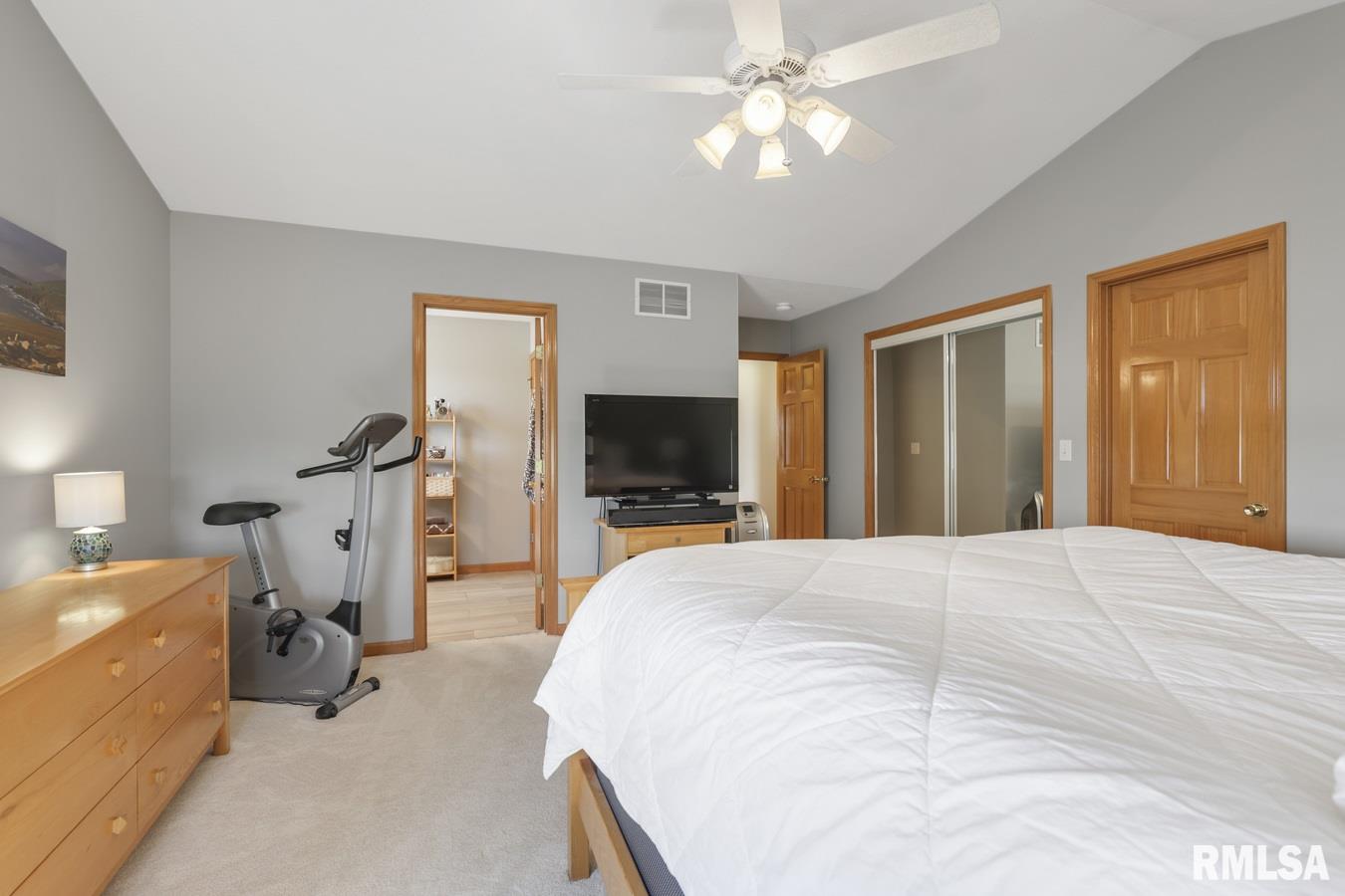 2930 Kipling Court Springfield, IL 62711 - Photo 18 of 40
