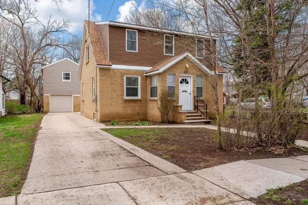 $189,900 | 2827 Bildahl Street, Rockford, IL 61109