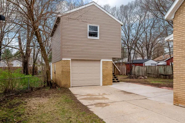 $189,900 | 2827 Bildahl Street, Rockford, IL 61109
