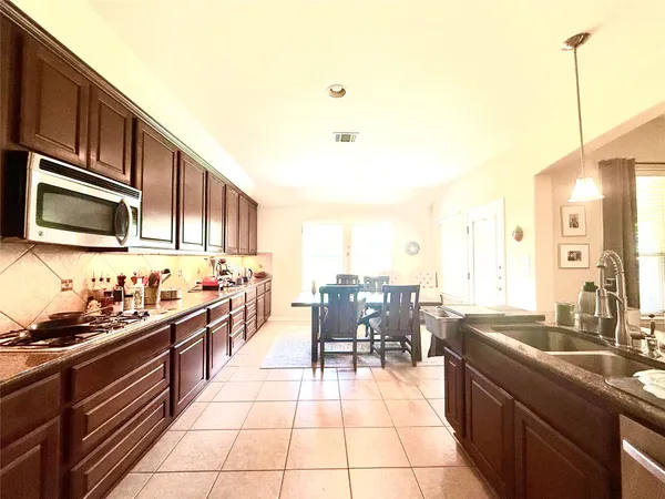 $2,750 | 2108 Asbury Park Drive, Round Rock, TX 78665