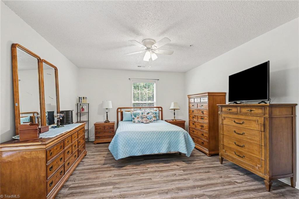 125 James Road High Point, NC 27265 - Photo 16 of 27
