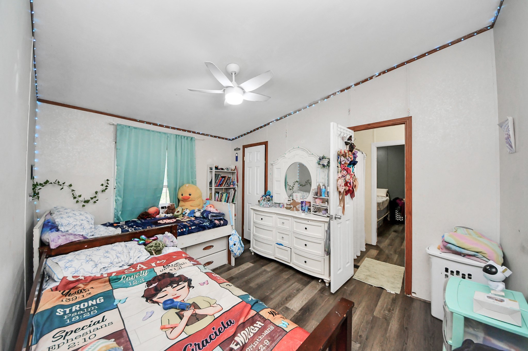 15713 Hinkel Road Cat Spring, TX 78933 - Photo 15 of 32 Gallery Image 15