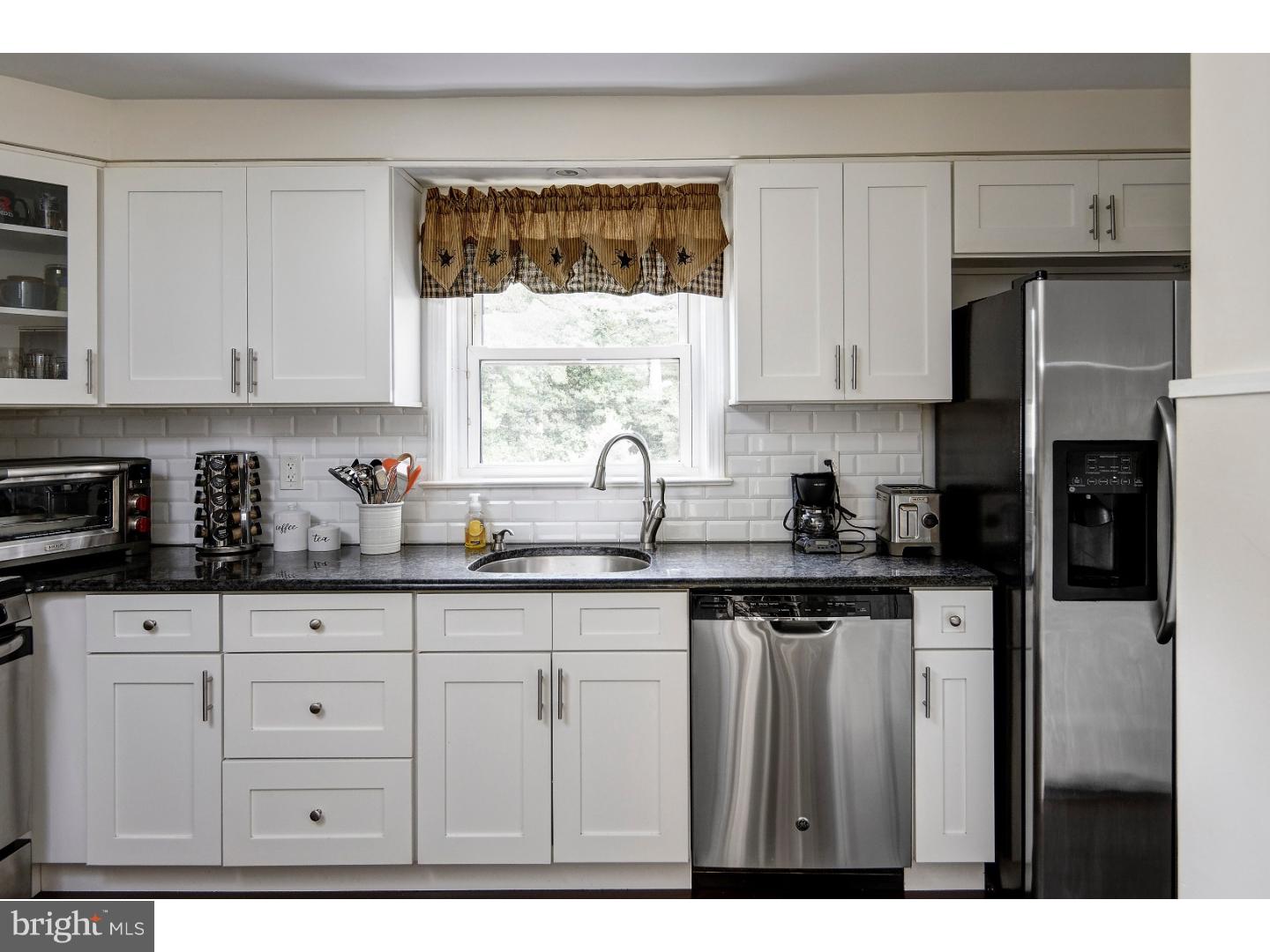 259 Bewley Road Haddon Township, NJ 08033 - Photo 8 of 23