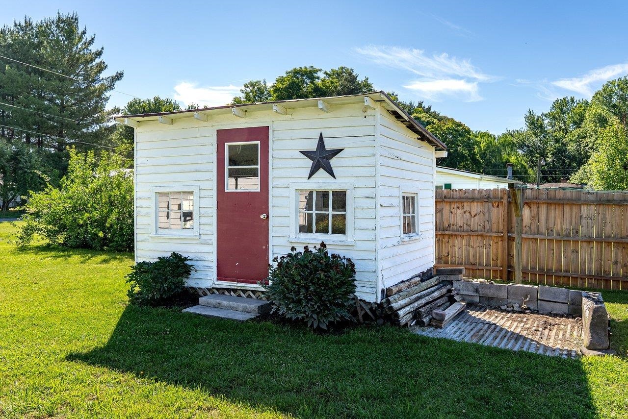 6599 Azalea Lane Dayton, VA 22821 - Photo 54 of 55 Shed 1