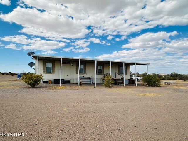 29383 Beerbarrel Road Bouse, AZ 85325 - Photo 4 of 17 IMG_9712