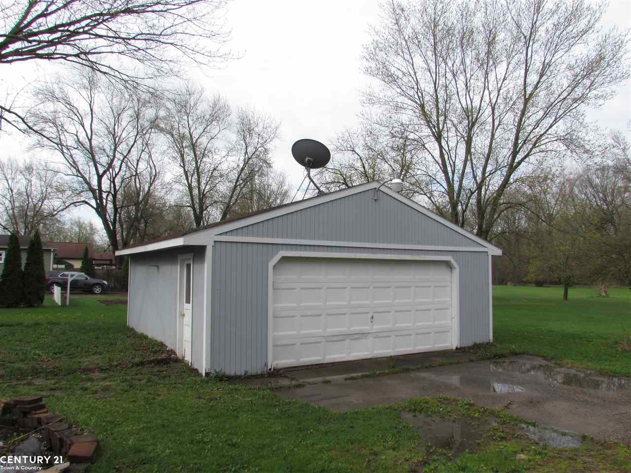 3236 Grant Road Rochester Hills, MI 48309 - Photo 29 of 33