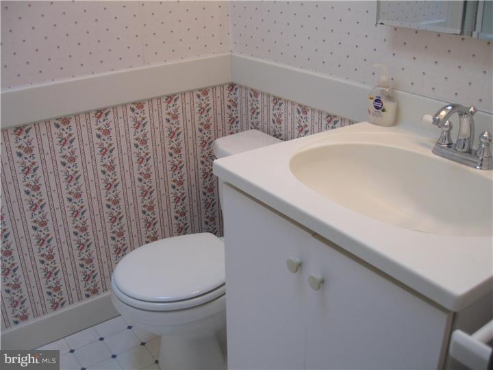 12509 Ramer Road Philadelphia, PA 19154 - Photo 17 of 25