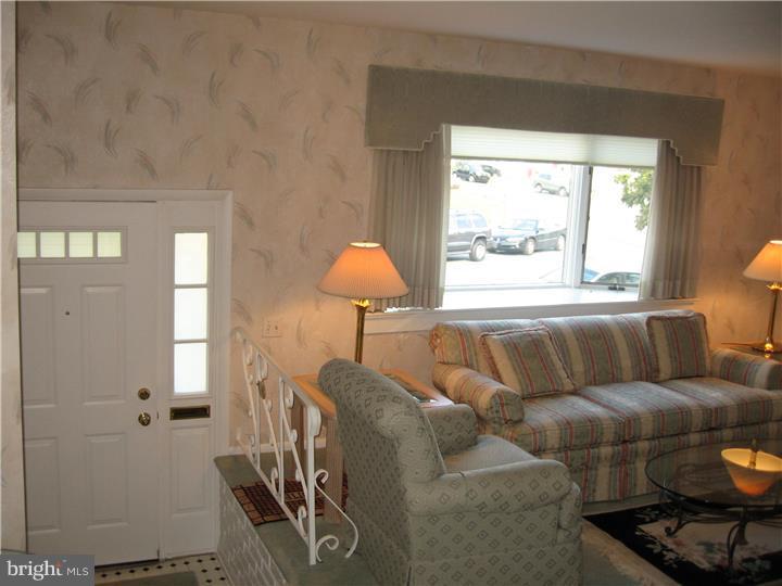 12509 Ramer Road Philadelphia, PA 19154 - Photo 3 of 25