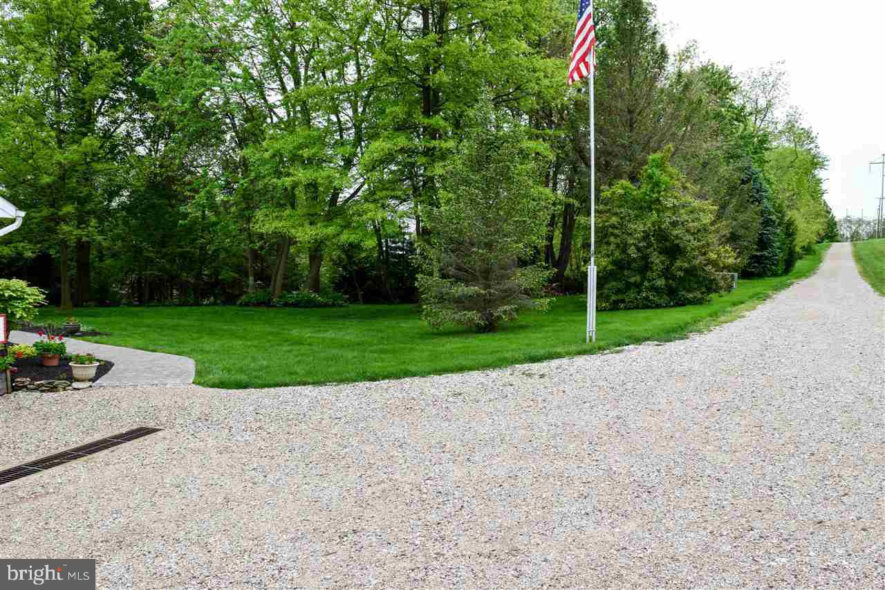 2709 Vireo Road York, PA 17403 - Photo 3 of 36