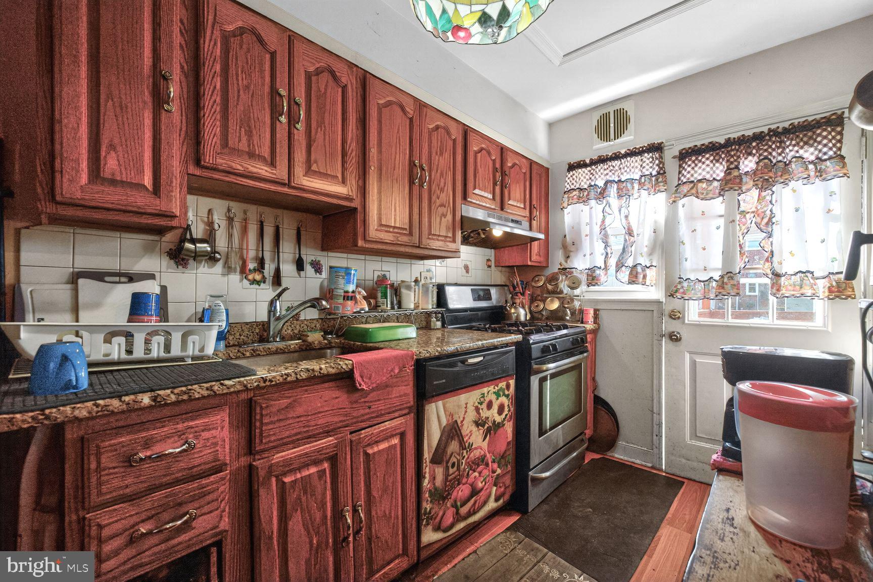 1920 Oxley Road Baltimore, MD 21222 - Photo 7 of 15