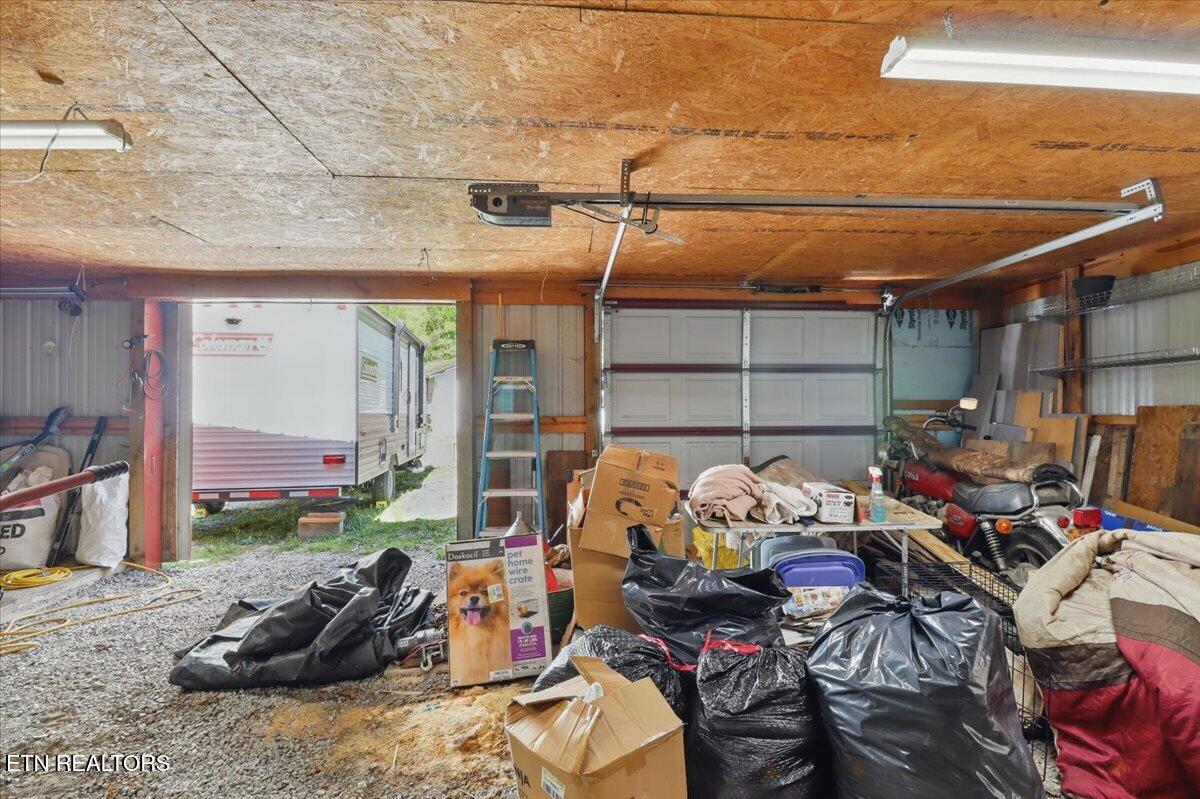 180 Stevenson Bridge Road Middlesboro, KY 40965 - Photo 19 of 31 15-Photo_015