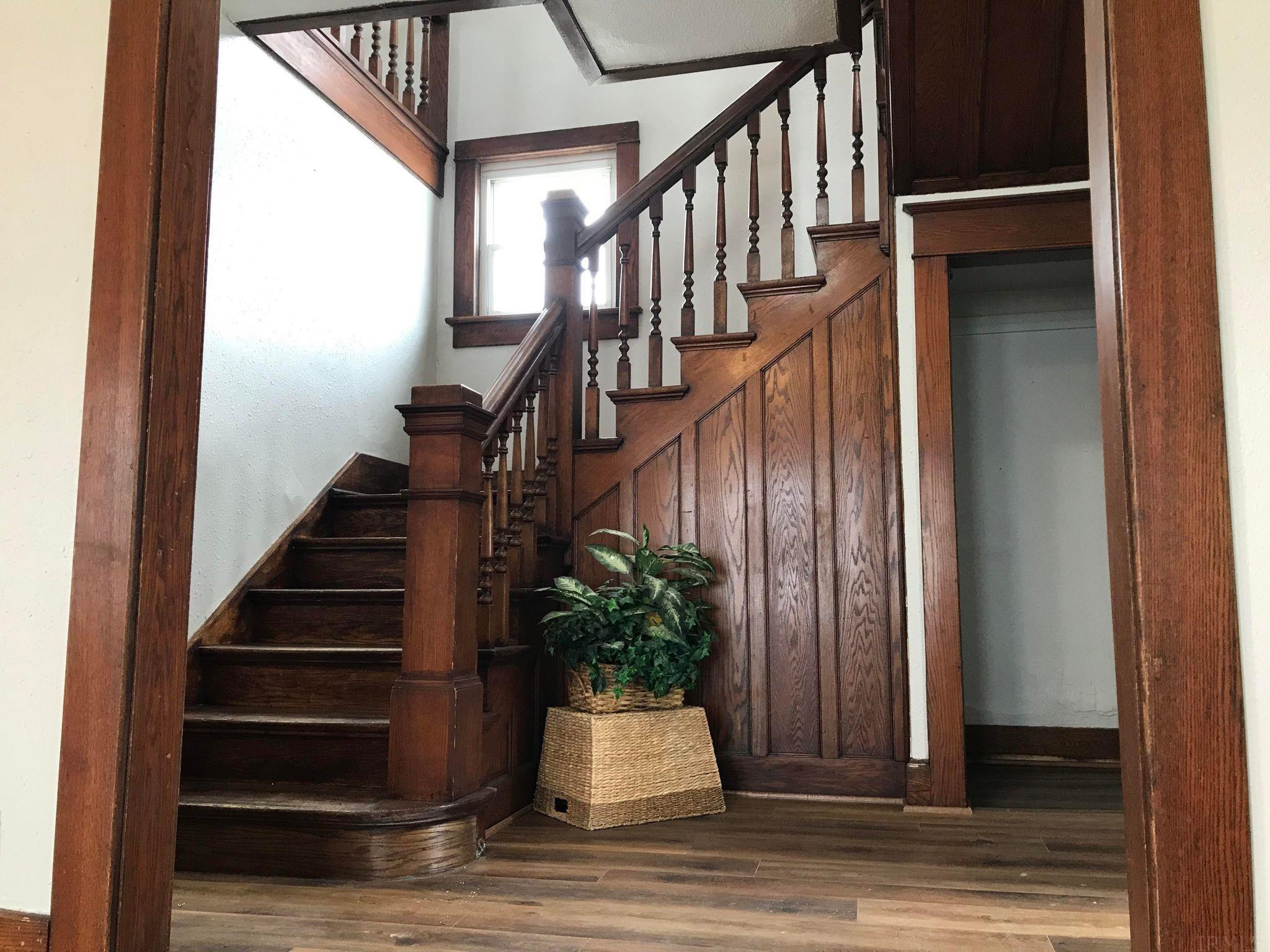352 West Oak Street Butler, IN 46721 - Photo 3 of 23