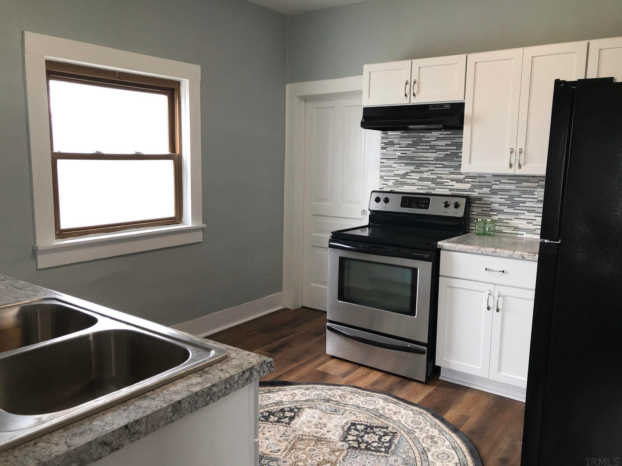 352 West Oak Street Butler, IN 46721 - Photo 9 of 23