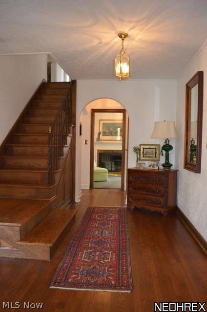 2920 Eaton Road Shaker Heights, OH 44122 - Photo 2 of 19 Open foyer with wood floors ~ entrance to living room, den/family room, dining room and kitchen.