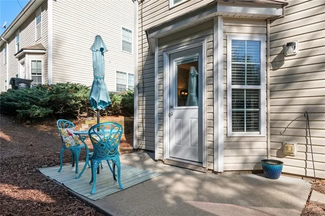 $1,800 | 226 Fox Creek Boulevard, Woodstock, GA 30188