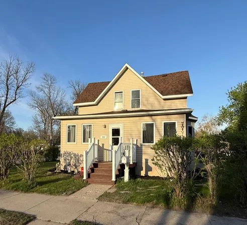 $136,000 | 402 St Paul Avenue South, Thief River Falls, MN 56701