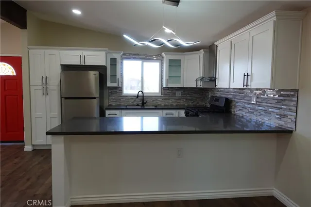 $2,600 | 38467 36th Street East, Palmdale, CA 93550