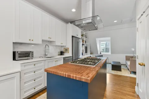 $3,500 | 11 C Waltham Street, Unit 4, Boston, MA 02118