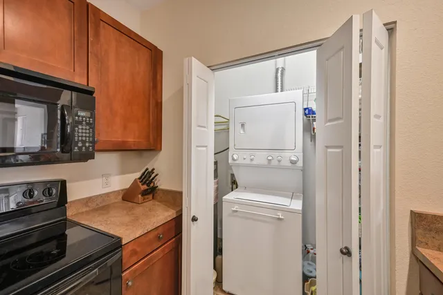 $295,000 | 15295 West Library Lane, Unit 110, New Berlin, WI 53151