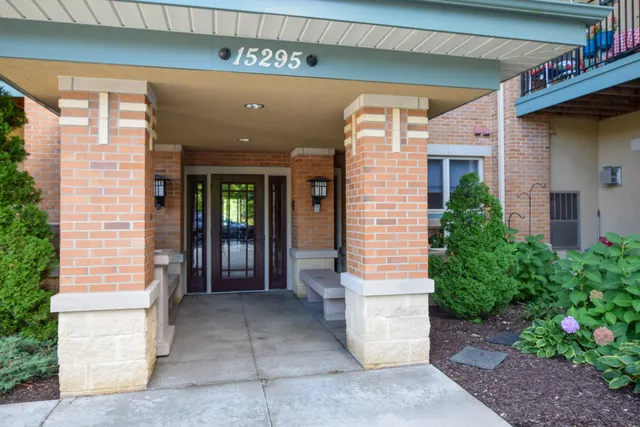 $295,000 | 15295 West Library Lane, Unit 110, New Berlin, WI 53151