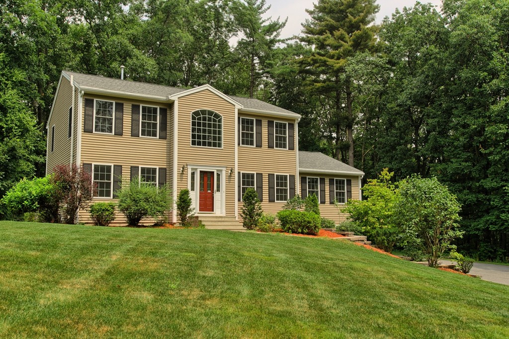 88 Jacques Road Tyngsborough, MA 01879 - Photo 2 of 30 Gallery Image 2