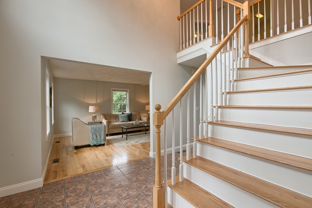88 Jacques Road Tyngsborough, MA 01879 - Photo 4 of 30 Gallery Image 4