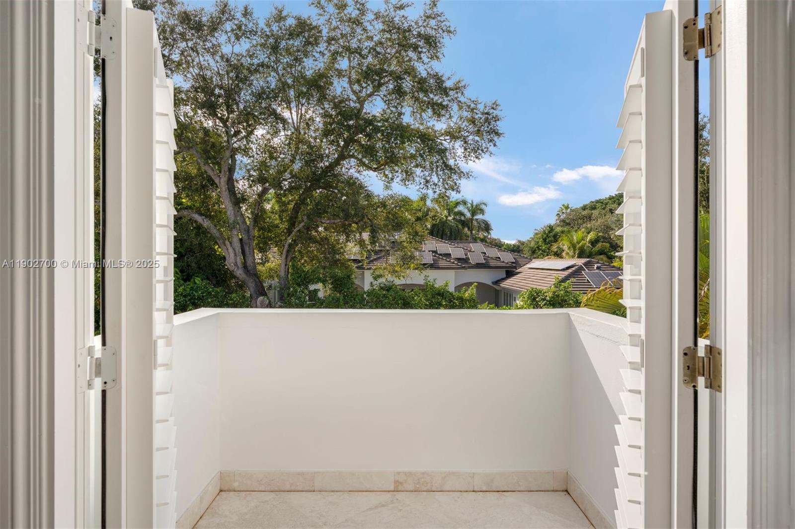 5770 Southwest 100th Street Pinecrest, FL 33156 - Photo 38 of 57