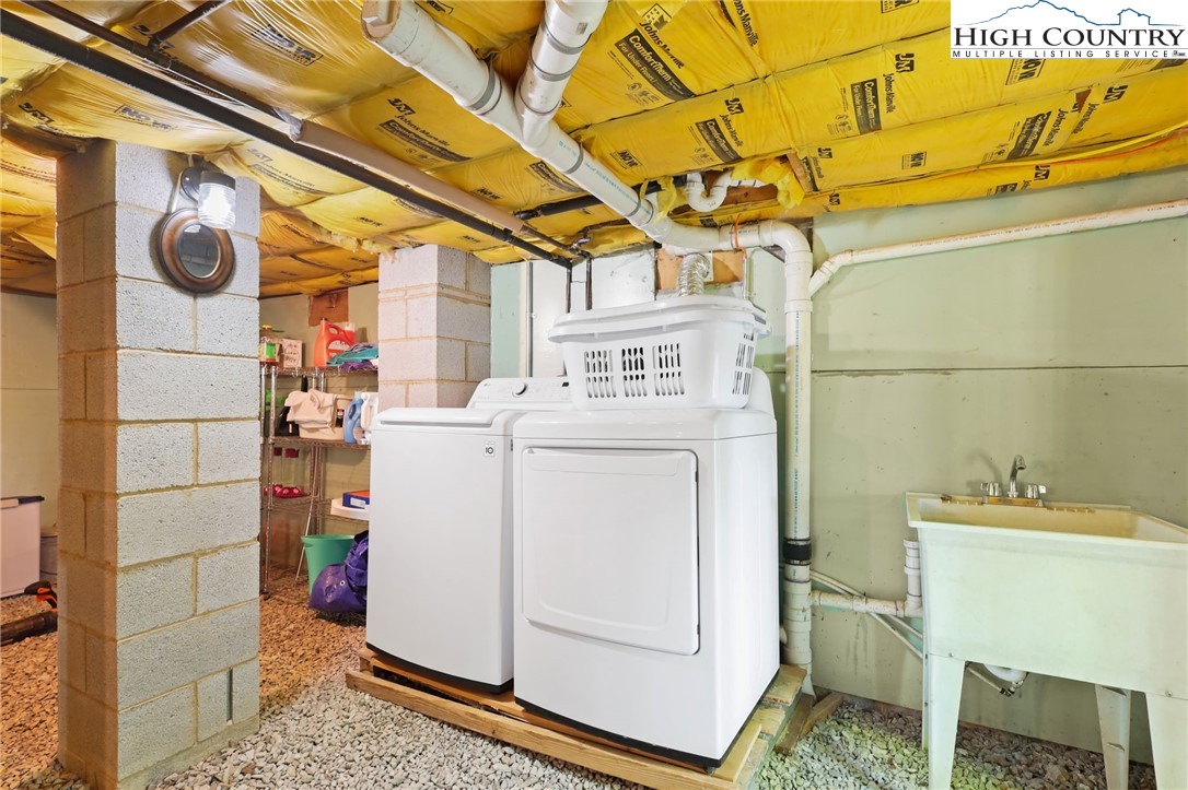 151 Cascade Drive Purlear, NC 28665 - Photo 22 of 46