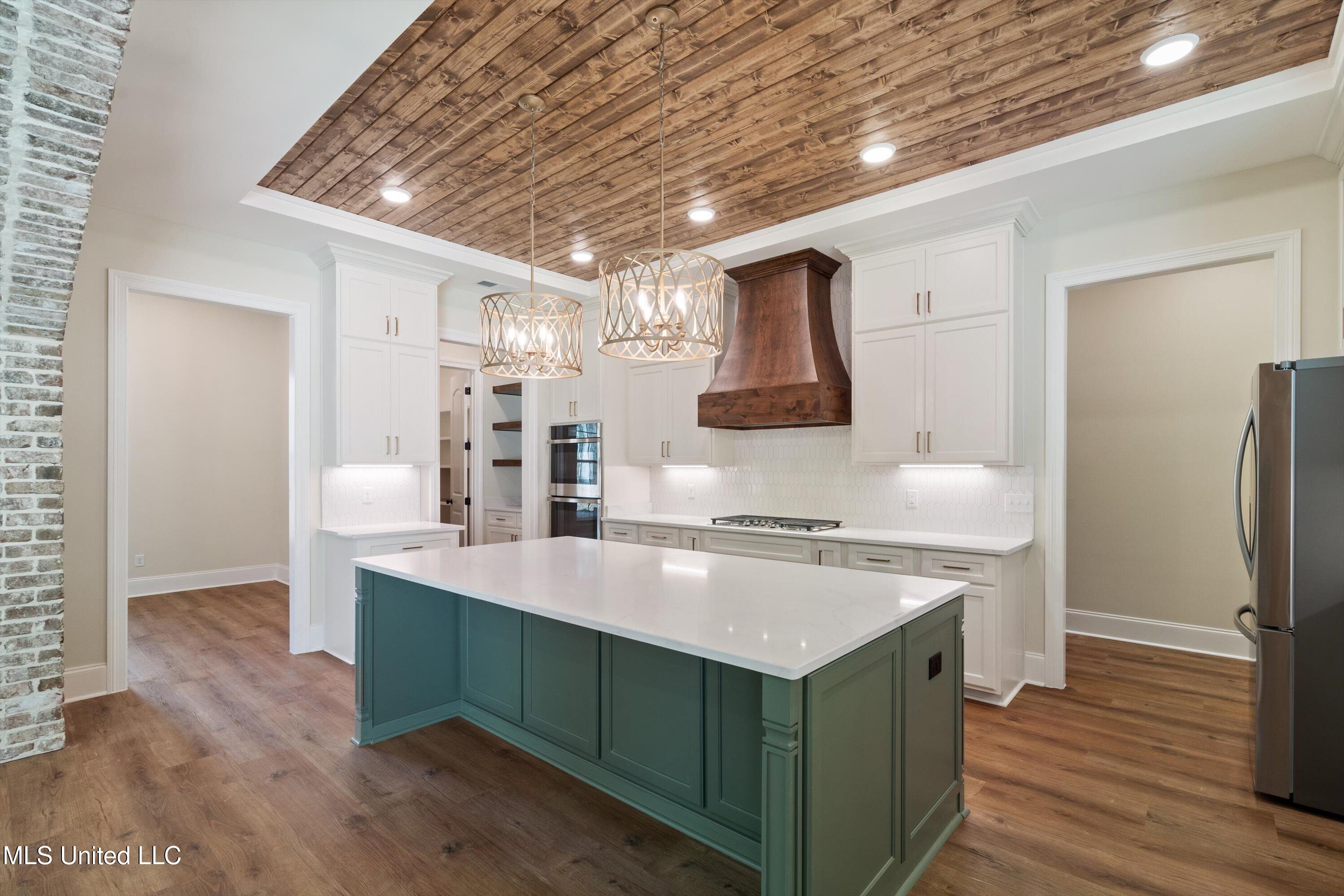 1571 Kimber Cove Hernando, MS 38632 - Photo 14 of 38 Kitchen a