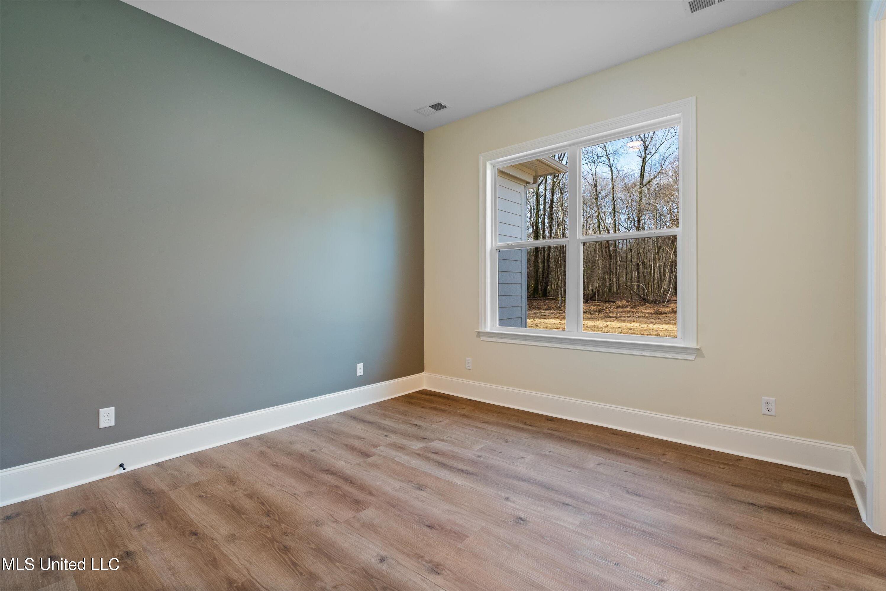 1571 Kimber Cove Hernando, MS 38632 - Photo 27 of 38 Bedroom 2 a