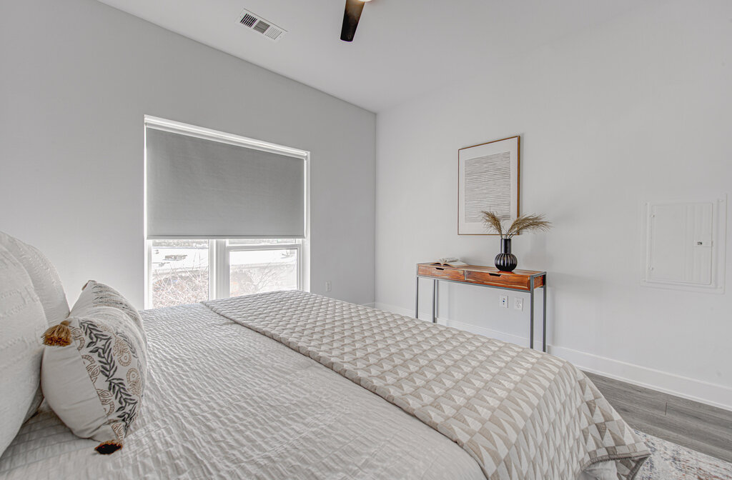 2220 Webberville Road, Unit 201 Austin, TX 78702 - Photo 13 of 24