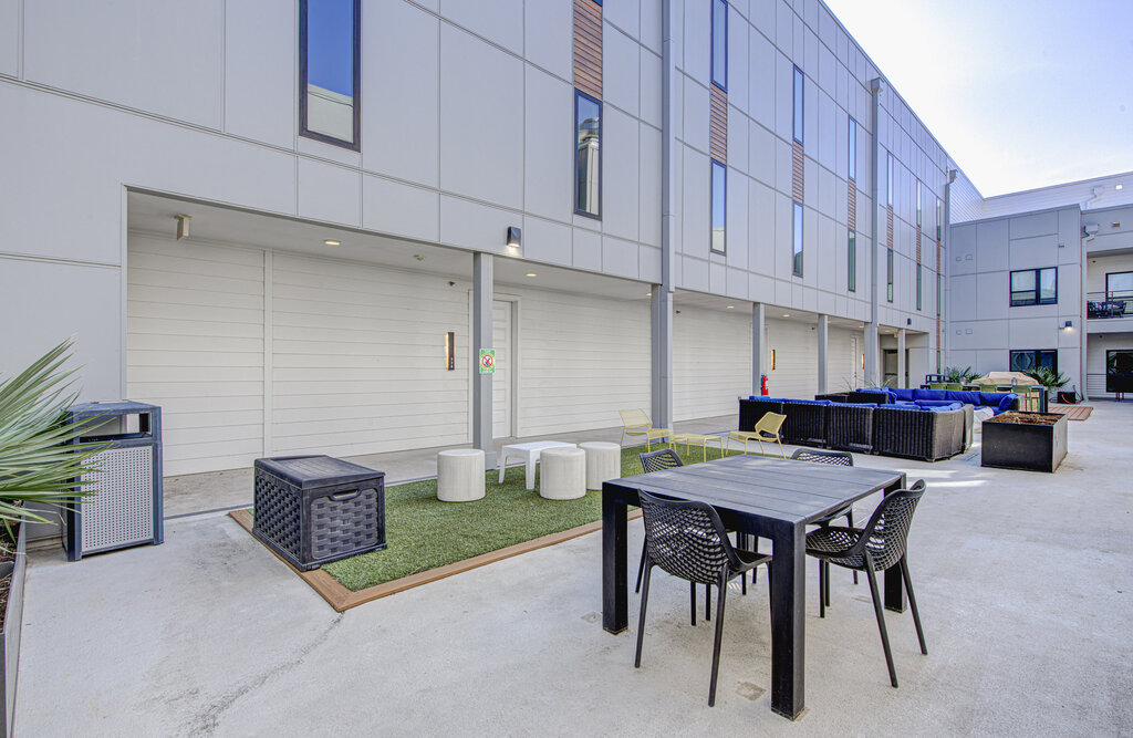 2220 Webberville Road, Unit 201 Austin, TX 78702 - Photo 18 of 24