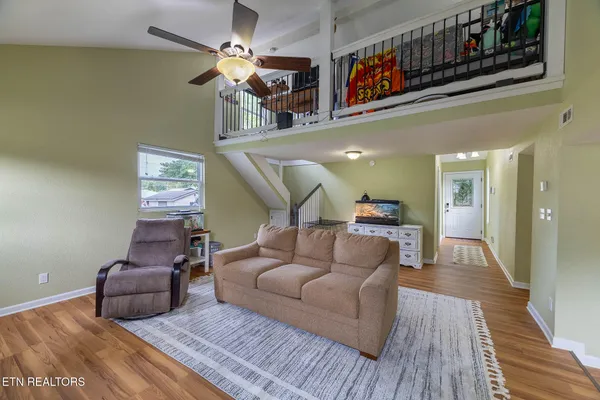 $274,000 | 307 Glendale Avenue, Clinton, TN 37716