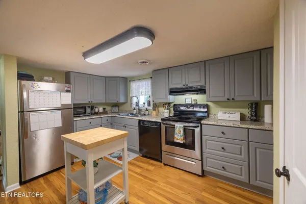 $274,000 | 307 Glendale Avenue, Clinton, TN 37716