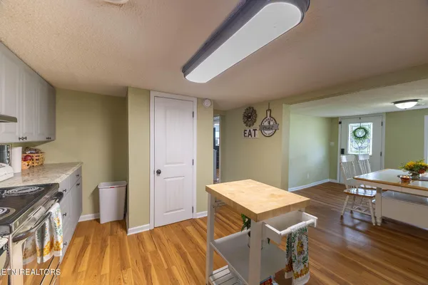 $274,000 | 307 Glendale Avenue, Clinton, TN 37716