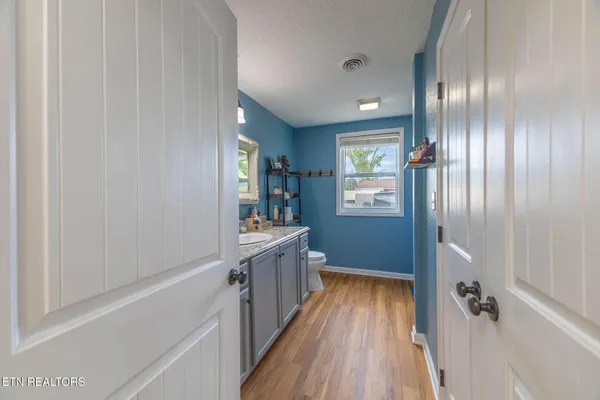 $274,000 | 307 Glendale Avenue, Clinton, TN 37716