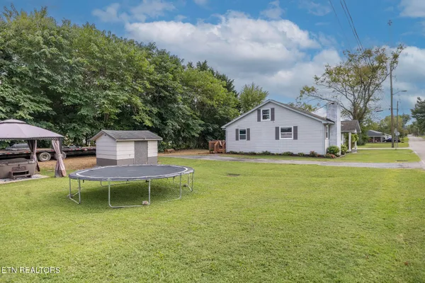 $274,000 | 307 Glendale Avenue, Clinton, TN 37716