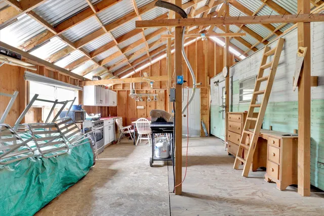 $79,500 | 5324 Olinger Road, Springdale, WA 99173