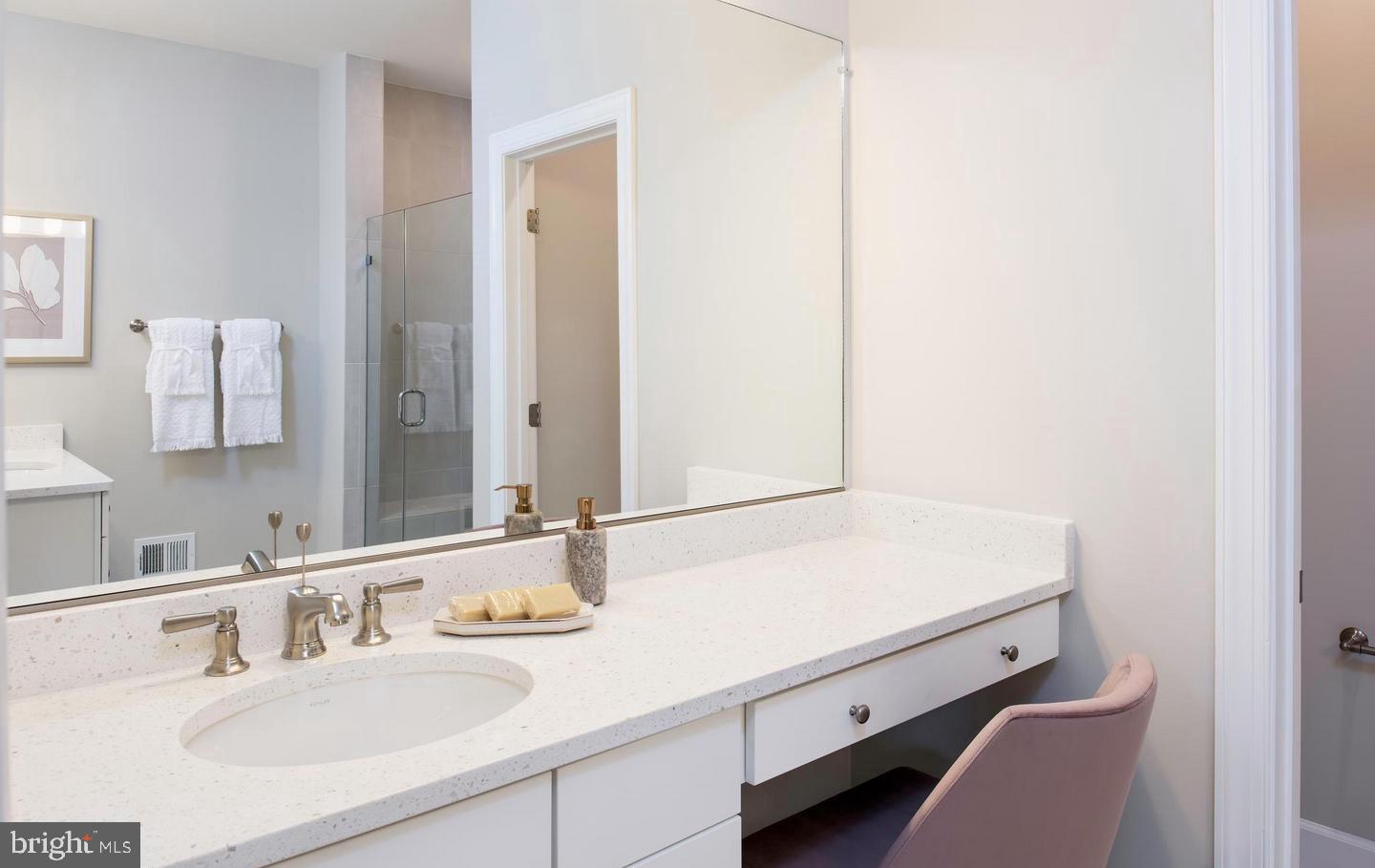 9825 Ames Drive Manassas, VA 20110 - Photo 11 of 19