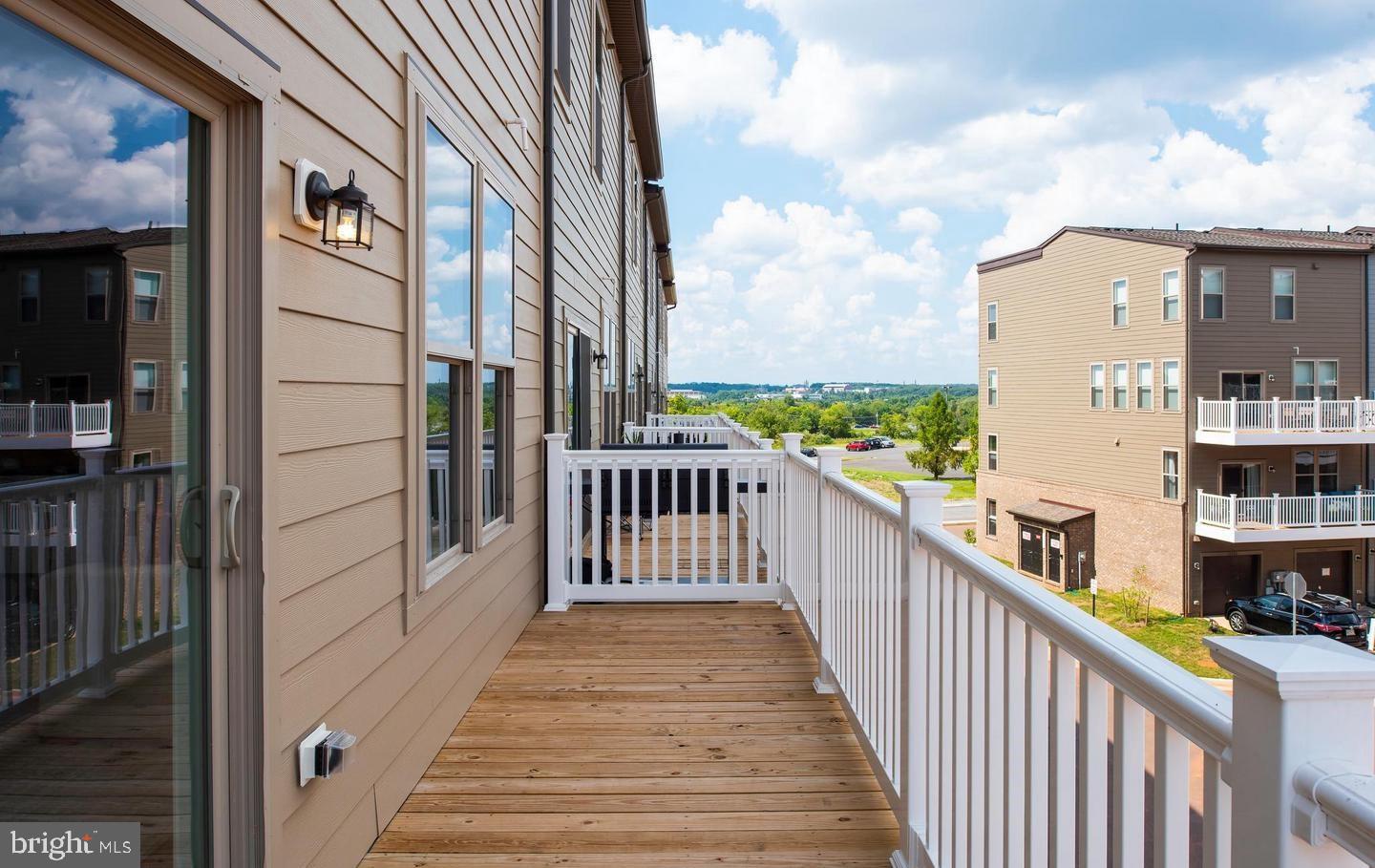 9825 Ames Drive Manassas, VA 20110 - Photo 2 of 19