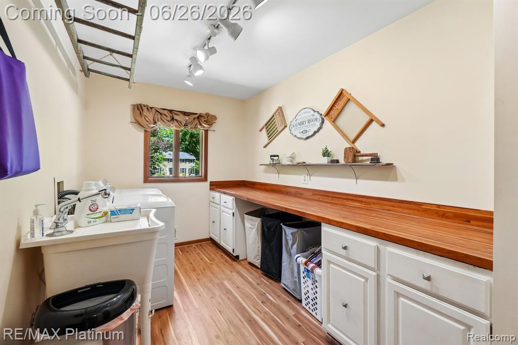 6100 Oak Valley Road Brighton, MI 48116 - Photo 27 of 47