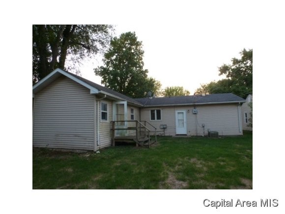 3216 Mars Avenue Springfield, IL 62707 - Photo 2 of 9
