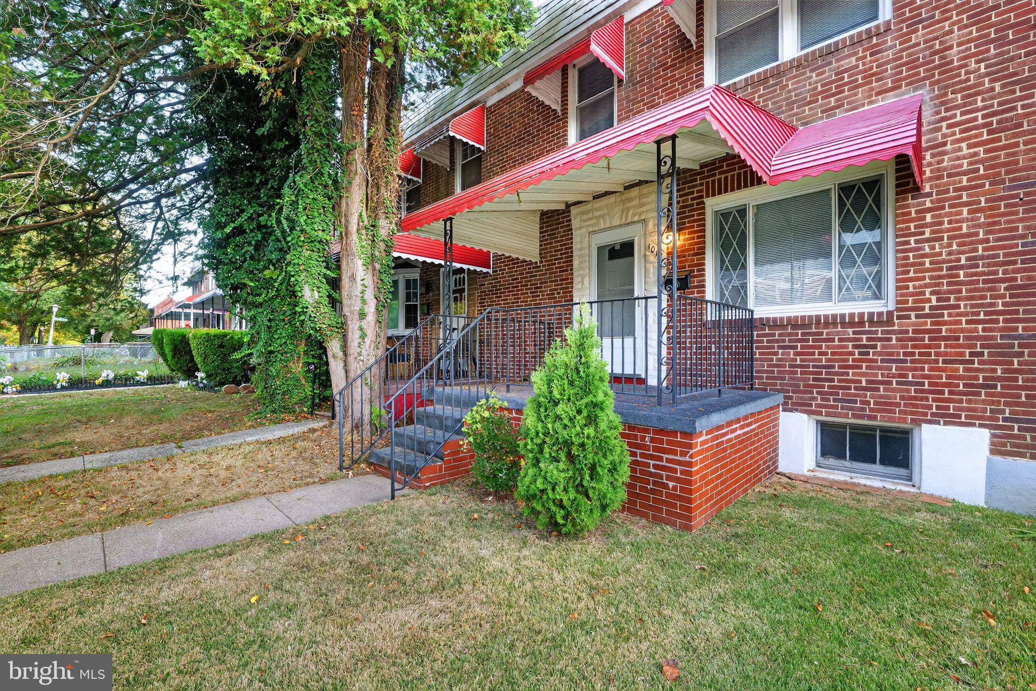 1017 Wicklow Road Baltimore, MD 21229 - Photo 2 of 34 Gallery Image 2