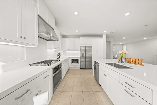 $1,520,000 | 602 Catalonia, Lake Forest, CA 92630