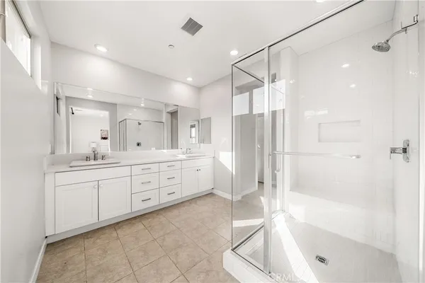 $1,520,000 | 602 Catalonia, Lake Forest, CA 92630