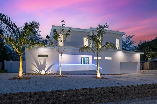 $2,590,000 | 2585 Clematis Street, Sarasota, FL 34239